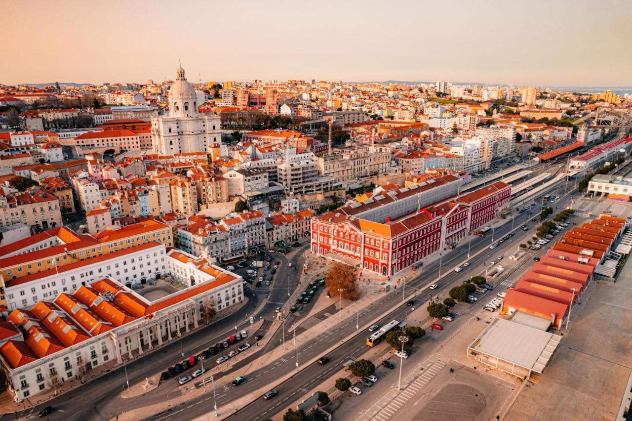 The Editory Riverside Hotel, An Historic Hotel Lisboa Exteriör bild Aerial view of the station