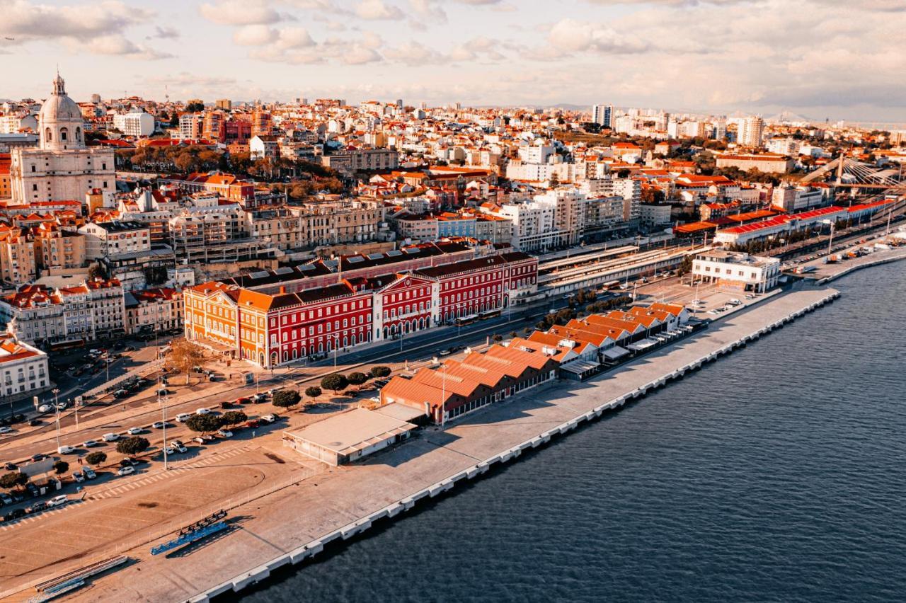 The Editory Riverside Hotel, An Historic Hotel Lisboa Exteriör bild Aerial view of the station