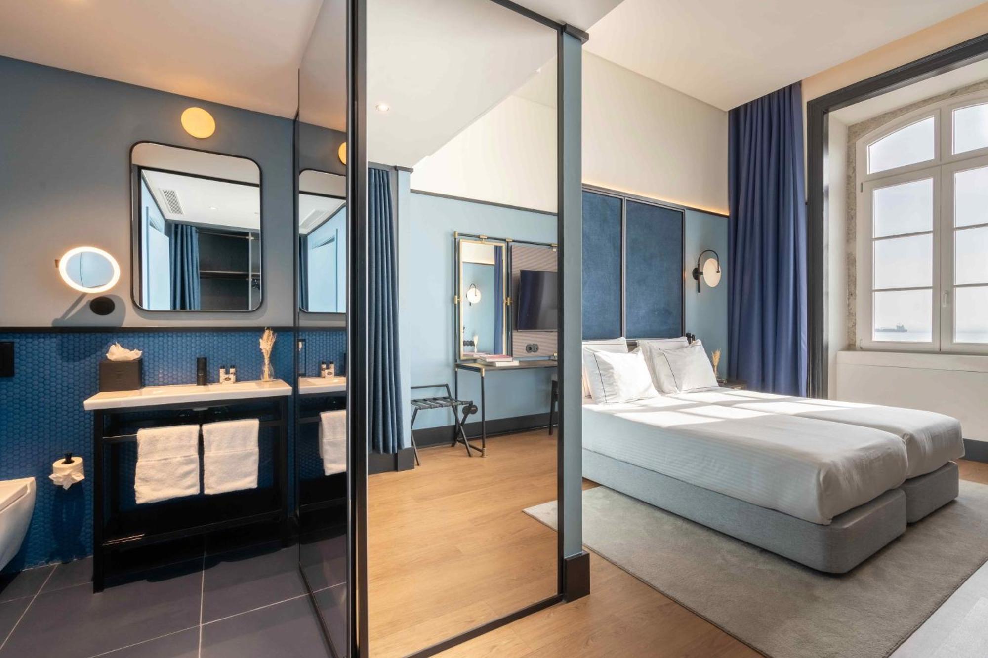 The Editory Riverside Hotel, An Historic Hotel Lisboa Exteriör bild Deluxe room