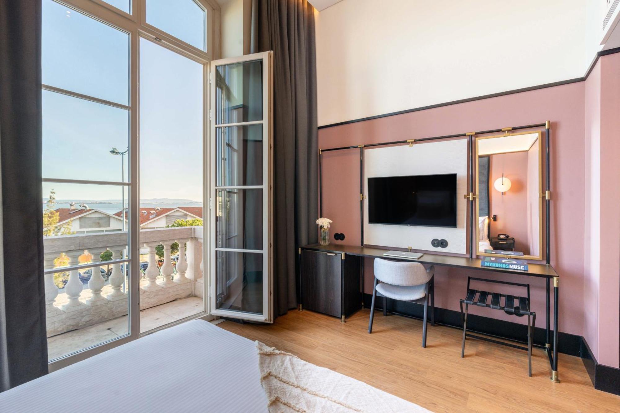 The Editory Riverside Hotel, An Historic Hotel Lisboa Exteriör bild Deluxe room