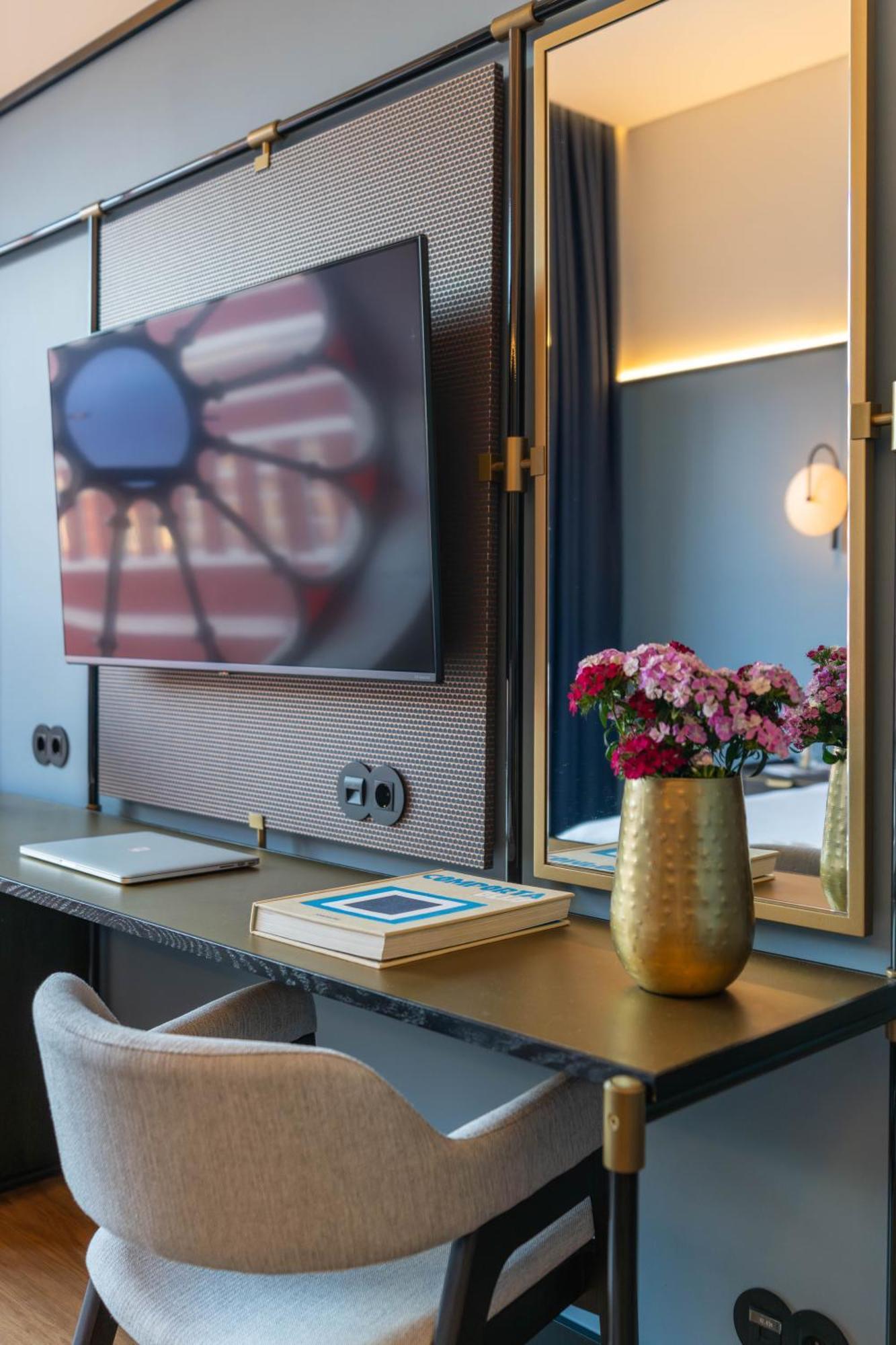 The Editory Riverside Hotel, An Historic Hotel Lisboa Exteriör bild A room at the hotel